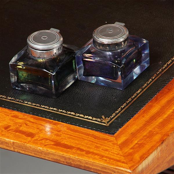 Grote foto satijnhouten damesbureau met inktpotjes en zeer fraai ingelegd ca 1890 no.360420 antiek en kunst overige in antiek gebruiksvoorwerpen