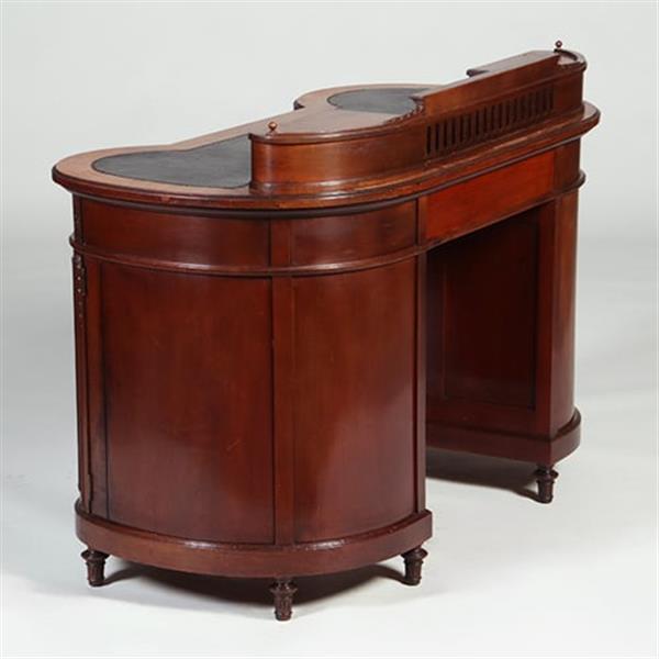 Grote foto niervormig klein bureau met opstand en ingelegd met zwart leer ca 1885 no.351920 antiek en kunst overige in antiek gebruiksvoorwerpen