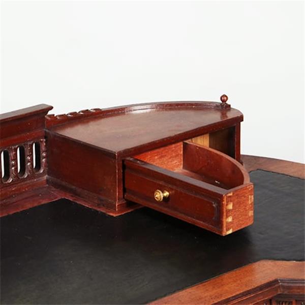 Grote foto niervormig klein bureau met opstand en ingelegd met zwart leer ca 1885 no.351920 antiek en kunst overige in antiek gebruiksvoorwerpen