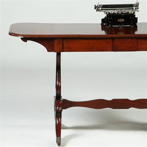 Grote foto massief mahonie sidetable of smalle schrijftafel met 2 laden en op en neerklapbare oren no.351910 antiek en kunst stoelen en banken