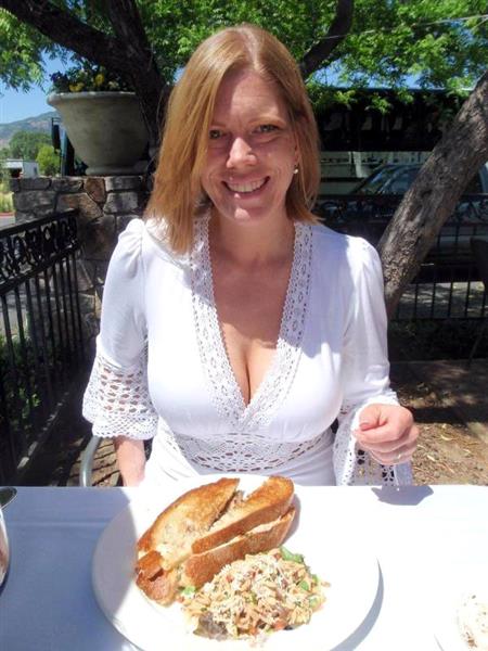 Grote foto bevalt alleen zijn jou ook niet contacten en berichten vrouw zoekt man