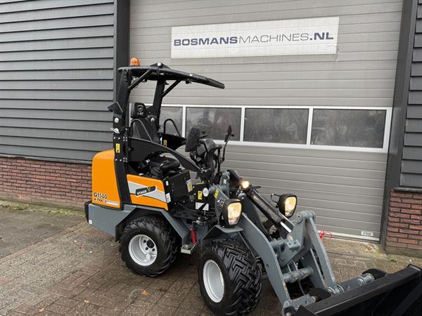 Grote foto giant g1500 x tra minishovel kniklader bj 2024 agrarisch shovels