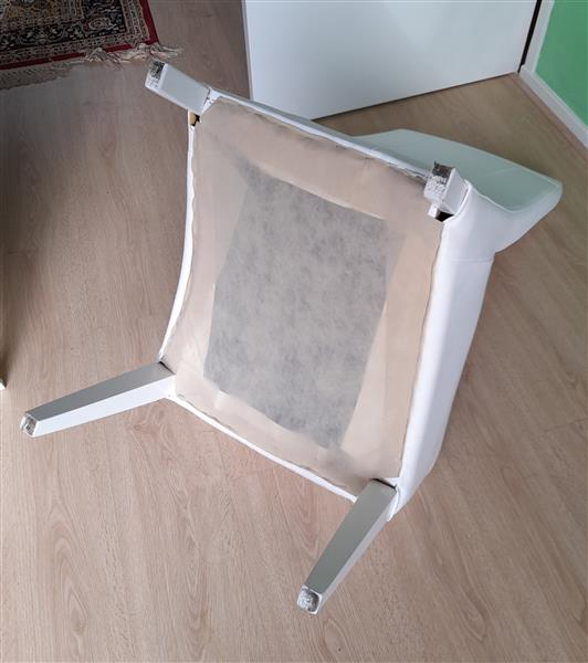 Grote foto mooie witte tafel met glazen bovenblad huis en inrichting eettafels