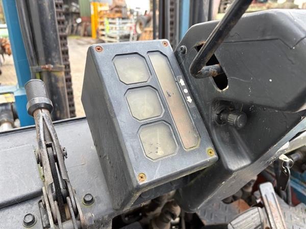 Grote foto nissan 5 tonner diesel agrarisch heftrucks