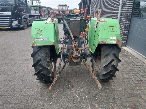 Grote foto deutz fahr d3006 agrarisch tractoren