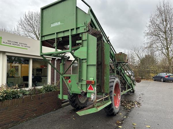 Grote foto basrijs brp gl135hxl oogstmachine voor planten zoals aardbeien en asperges agrarisch oogstmachines