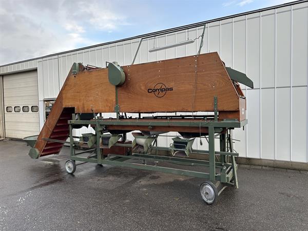 Grote foto compas as80 aardappelsorteermachine agrarisch oogstmachines