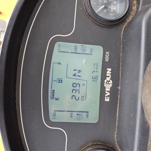 Grote foto everun er 12 minishovel kniklader wiellader bj 2019 agrarisch shovels