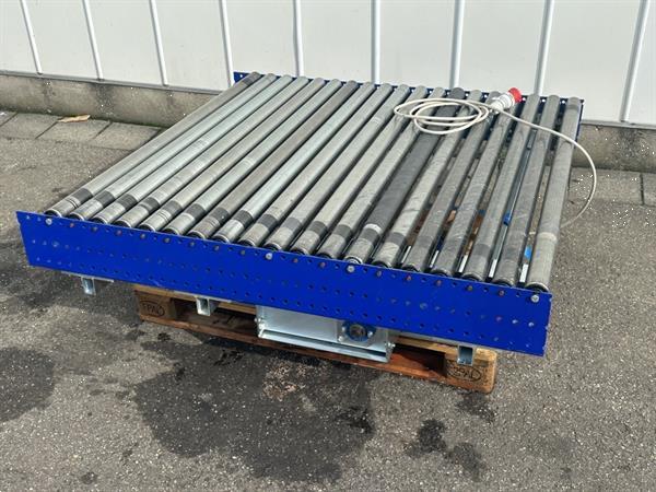 Grote foto budde aangedreven rollenbaan 145 x 145 cm agrarisch transportbanden