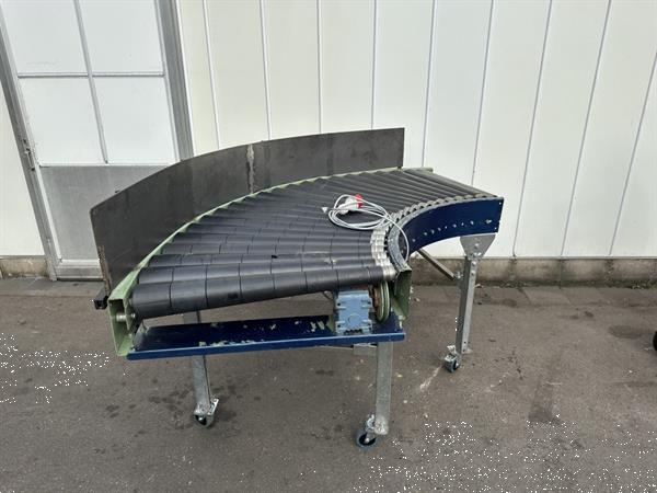 Grote foto aangedreven rollenbaanbocht 90 agrarisch transportbanden