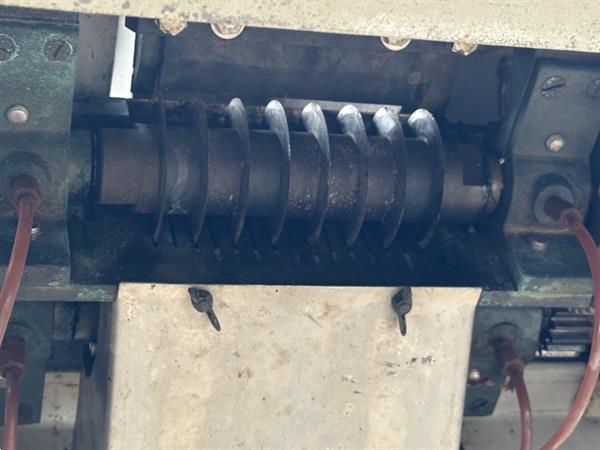 Grote foto herbort snijmachine voor groenten agrarisch tuinbouw