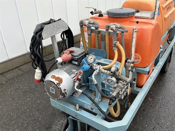 Grote foto empas 36 120 200 600e spuitwagen met 2 tanks 200 en 600 liter agrarisch onkruidbestrijding