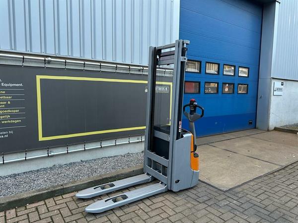 Grote foto vs 22541 elektrische stapelaar still ecv10 doe het zelf en verbouw hefwerktuigen