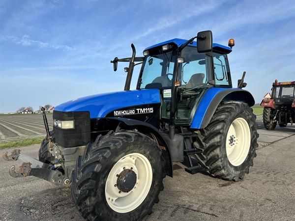 Grote foto new holland tm 115 agrarisch tractoren