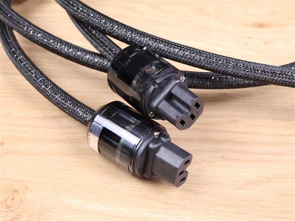 Grote foto jorma design origo highend audio power cable 2 0 metre 2 available audio tv en foto onderdelen en accessoires