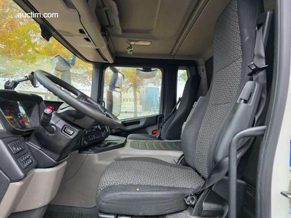 Grote foto scania p340 b6x2 4nb 17l frigo lng koeltransport.. doe het zelf en verbouw vrachtwagens