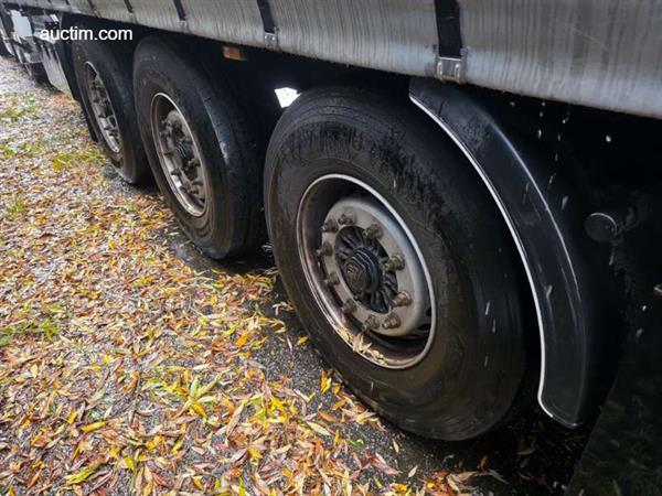 Grote foto a d lprs 24 2023 schuifzeil oplegger doe het zelf en verbouw opleggers