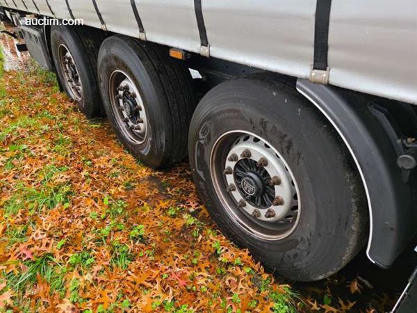 Grote foto a d lprs 24 2023 schuifzeil oplegger doe het zelf en verbouw opleggers