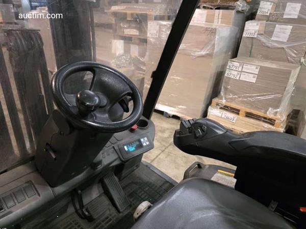 Grote foto mitsubishi edia 20 fb20pnt elektrische heftruck.. agrarisch heftrucks