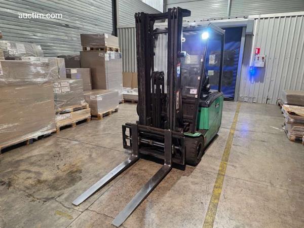 Grote foto mitsubishi edia 20 fb20pnt elektrische heftruck.. agrarisch heftrucks