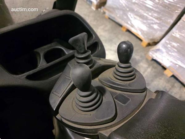 Grote foto linde e16 elektrische heftruck 2008 agrarisch heftrucks