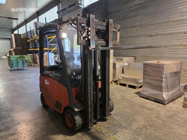 Grote foto linde e16 elektrische heftruck 2008 agrarisch heftrucks