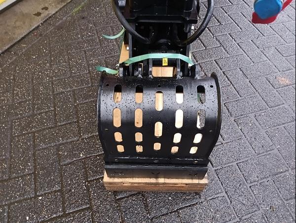 Grote foto h ner sorteergrijper cw05 opname minigraver doe het zelf en verbouw aanbouwdelen