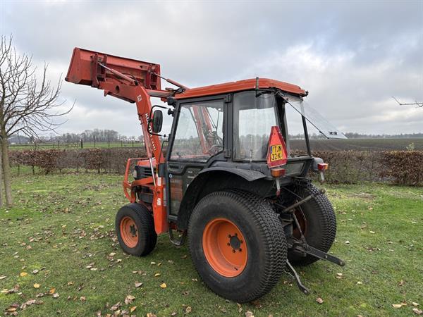 Grote foto kubota l3300 met frontlader agrarisch tractoren
