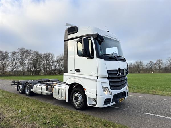 Grote foto mercedes benz actros 2542ll 6x2 full air bdf systeem chassis cabine acc ahk tuv 4 2026 doe het zelf en verbouw vrachtwagens