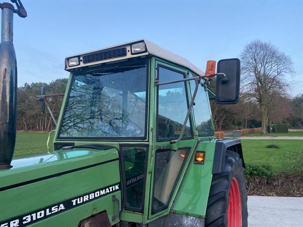 Grote foto fendt 310 lsa 4wd tractor 100pk agrarisch tractoren