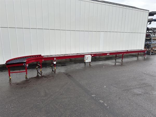 Grote foto taks rollenbaan aangedreven 1070 cm x 70 cm met bocht 90 agrarisch transportbanden