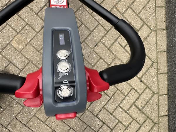 Grote foto electrische pallet truck wpe2000 nieuw elektrisch lithium ion batterij nieuw 2025 doe het zelf en verbouw hefwerktuigen