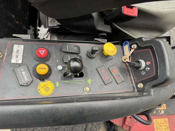 Grote foto toro groundmaster 7210 cirkelmaaier parkmaaier grasmaaier 183cm breedte kubota diesel 2019 tuin en terras cirkelmaaiers