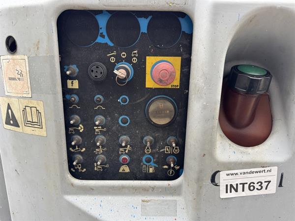 Grote foto genie z 34 22 knikarmhoogwerker 12.5m werkhoogte 4x4 kubota diesel 2007 doe het zelf en verbouw hoogwerkers