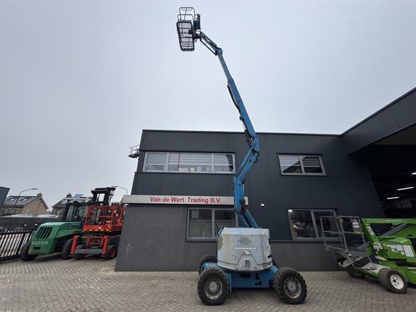 Grote foto genie z 34 22 knikarmhoogwerker 12.5m werkhoogte 4x4 kubota diesel 2007 doe het zelf en verbouw hoogwerkers