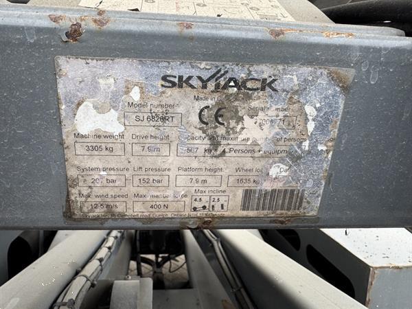 Grote foto skyjack sj 6826rt schaarhoogwerker scissor arbeitsbuhne 2015 4x4 kubota diesel 10m werkhoogte doe het zelf en verbouw hoogwerkers