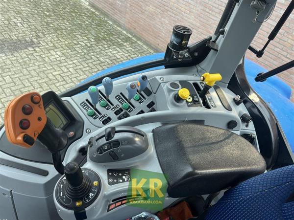 Grote foto new holland t6070 plus 777030 agrarisch tractoren