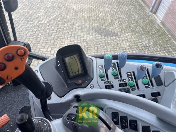 Grote foto new holland t6070 plus 777030 agrarisch tractoren