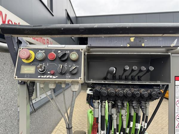 Grote foto niftylift nifty hr12nde knikarmhoogwerker arbeitsbuhne hybride kubota diesel 4x2 2015 doe het zelf en verbouw hoogwerkers