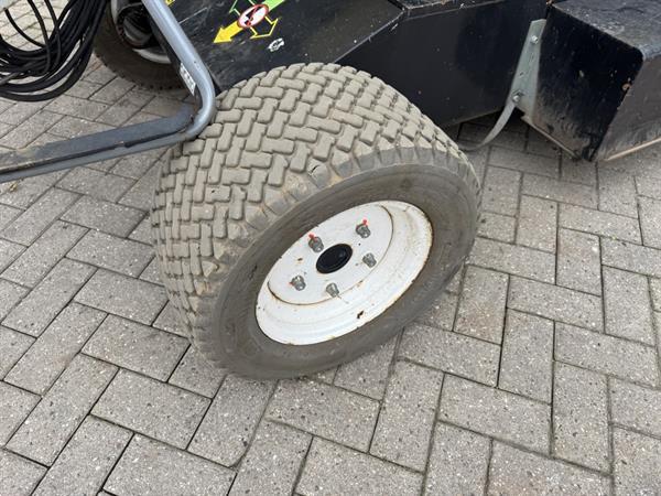 Grote foto niftylift nifty hr12nde knikarmhoogwerker arbeitsbuhne hybride kubota diesel 4x2 2014 doe het zelf en verbouw hoogwerkers