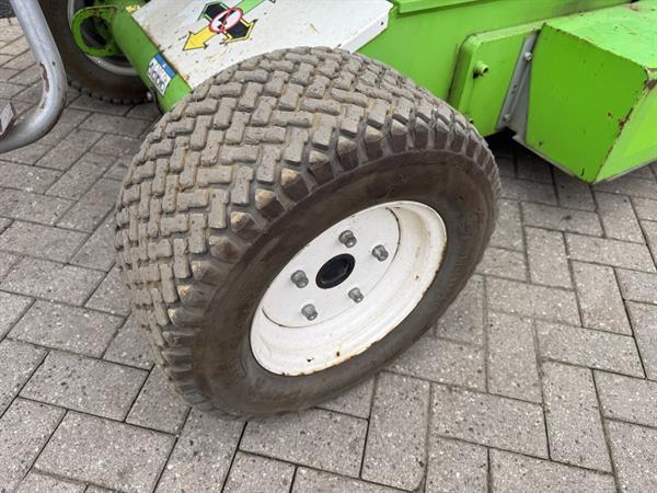 Grote foto niftylift nifty hr12nde knikarmhoogwerker arbeitsbuhne hybride kubota diesel 4x2 2015 doe het zelf en verbouw hoogwerkers