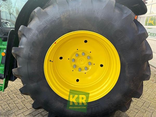 Grote foto john deere 6m 185 693693 agrarisch tractoren