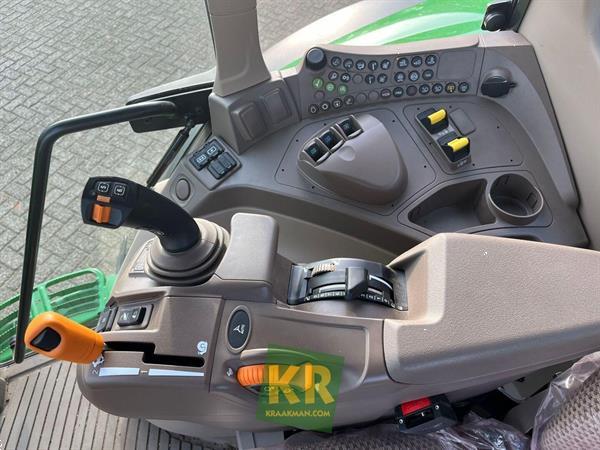 Grote foto john deere 6m 185 693693 agrarisch tractoren