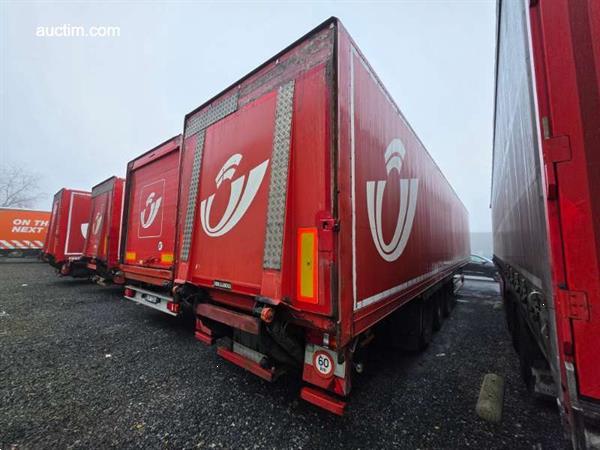 Grote foto ackermann ks f24 13 6 2004 gesloten oplegger doe het zelf en verbouw opleggers