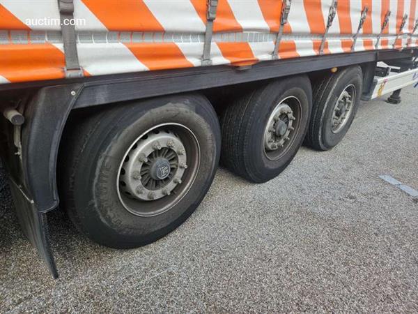 Grote foto k ssbohrer maxima 2023 gesloten oplegger doe het zelf en verbouw opleggers