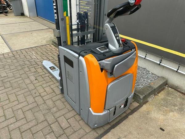 Grote foto vs 22580 elektrische triples stapelaar still exv sf 14 5.016mm doe het zelf en verbouw hefwerktuigen