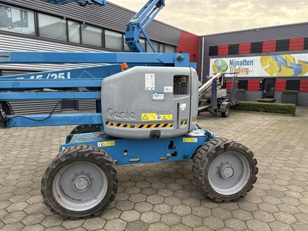 Grote foto hoogwerker doe het zelf en verbouw hoogwerkers