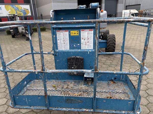 Grote foto hoogwerker doe het zelf en verbouw hoogwerkers