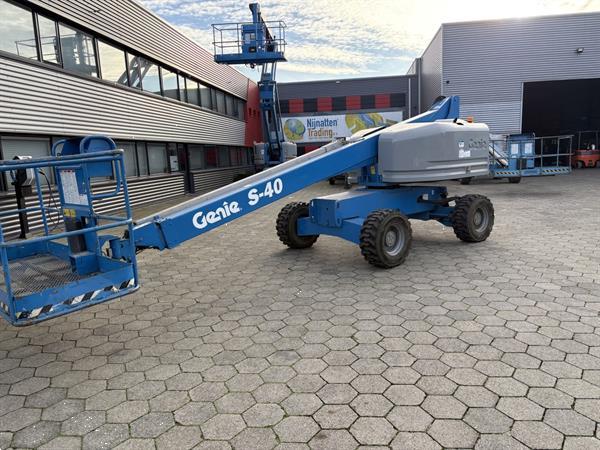 Grote foto hoogwerker doe het zelf en verbouw hoogwerkers