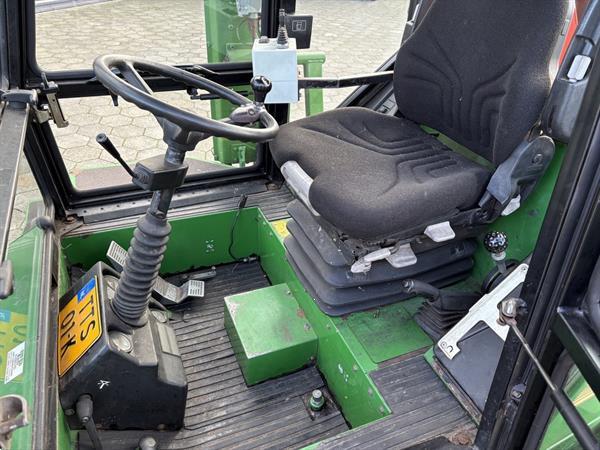 Grote foto grasmaaier tuin en terras zitmaaiers